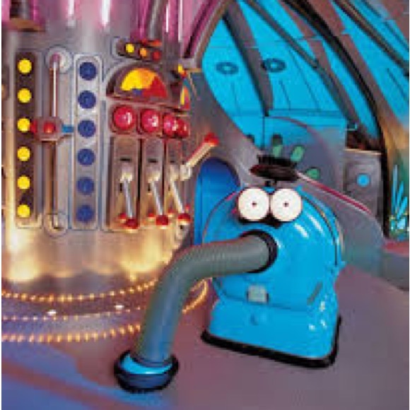 Burger King Toy “Noo-Noo” Vacuum - Picture 1 of 4